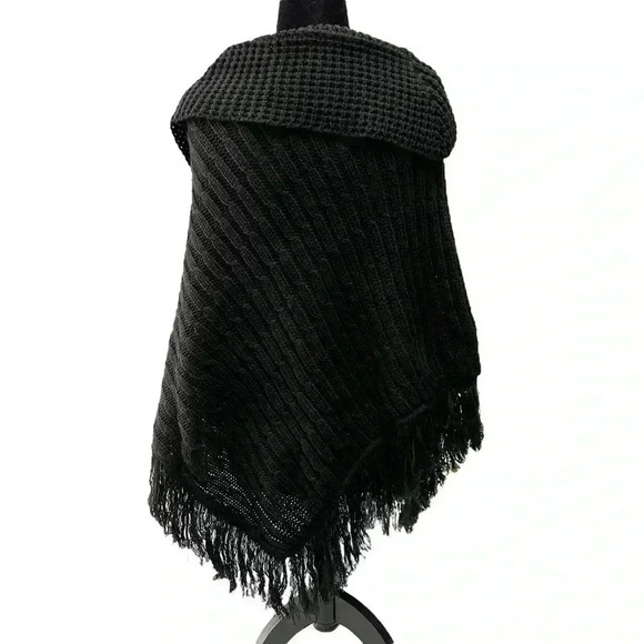 Vintage Poncho Cable Knit Fringe Trim  Black Turtleneck Small Medium - Picture 3 of 16